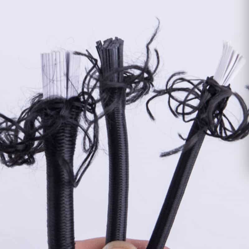 elastic wire latex detail