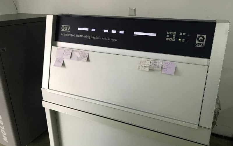 en uv testing machine