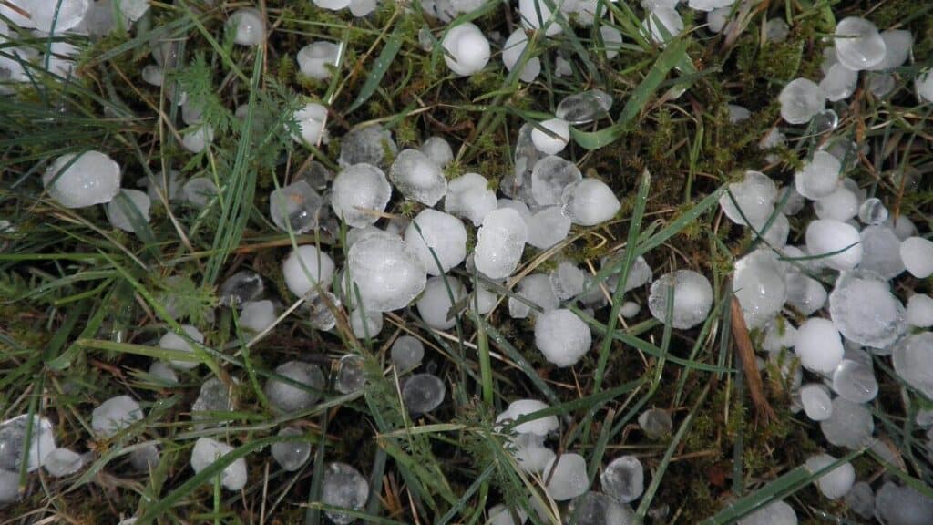 hail, hailstones, weather-379270.jpg