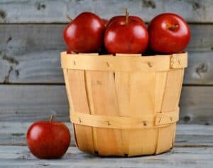 manzanas, cesta, rojo-1114059.jpg