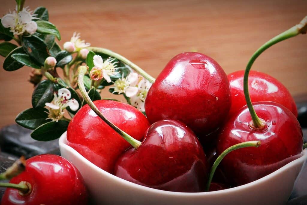 cherries, fruit, vitamins-1431334.jpg